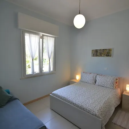 Seaside Apartment *