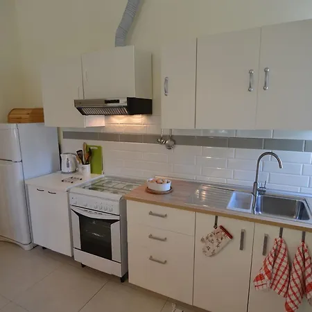 Belvilla By Oyo Venturi Lemon Apartment *