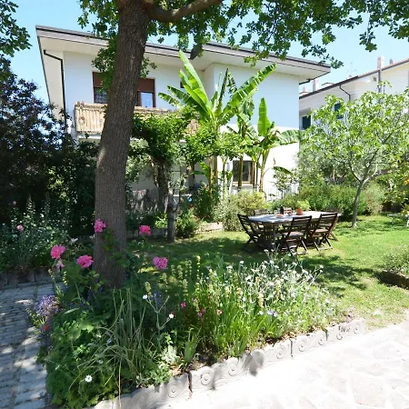 Apartment Belvilla By Oyo Venturi Lemon Gatteo a Mare